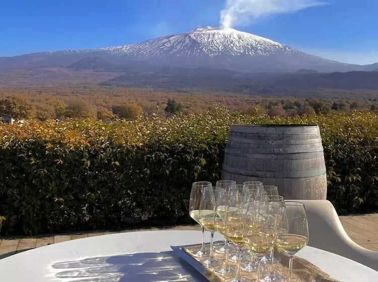 هتل La Fucina di Vulcano