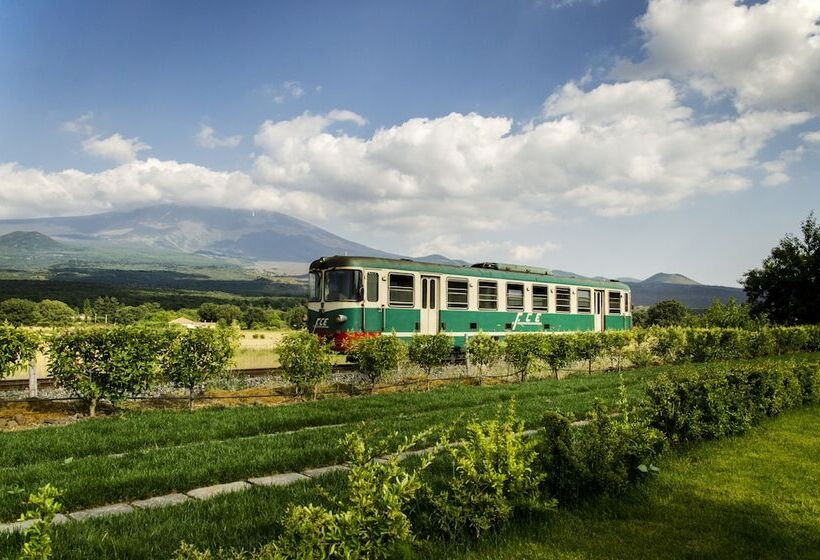 فندق La Fucina di Vulcano