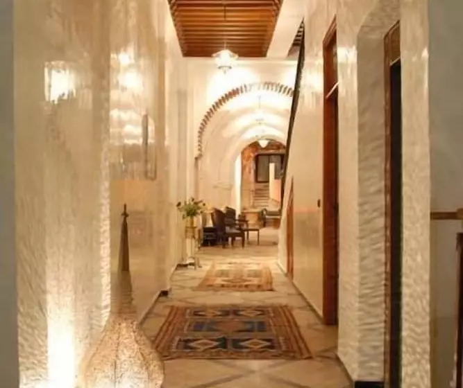 هتل Marrakech House