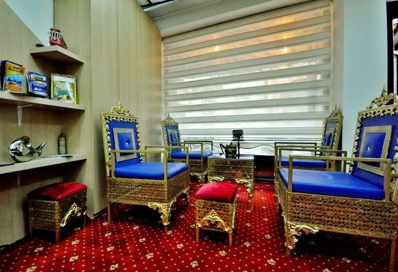 ホテル The Beyoglu House