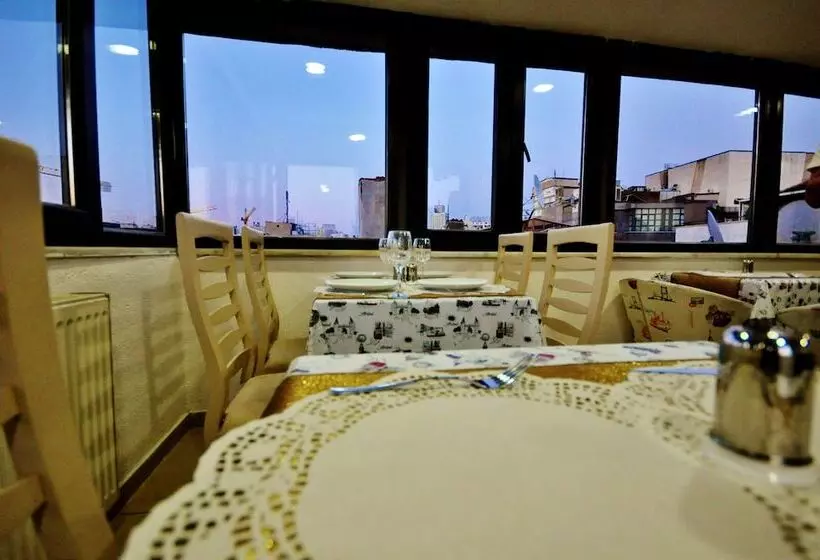 ホテル The Beyoglu House