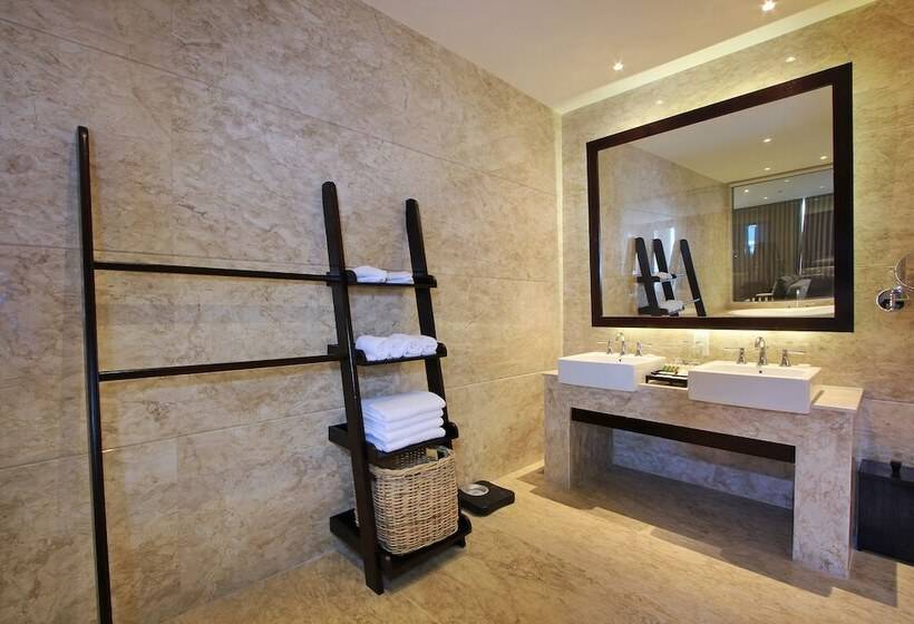 فندق Ulu Segara Luxury Suites & Villas