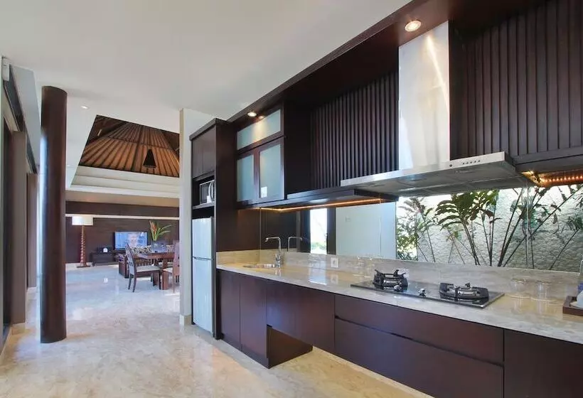 ホテル Ulu Segara Luxury Suites & Villas