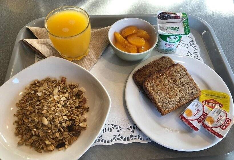 מוטל Ambassador Motor Inn