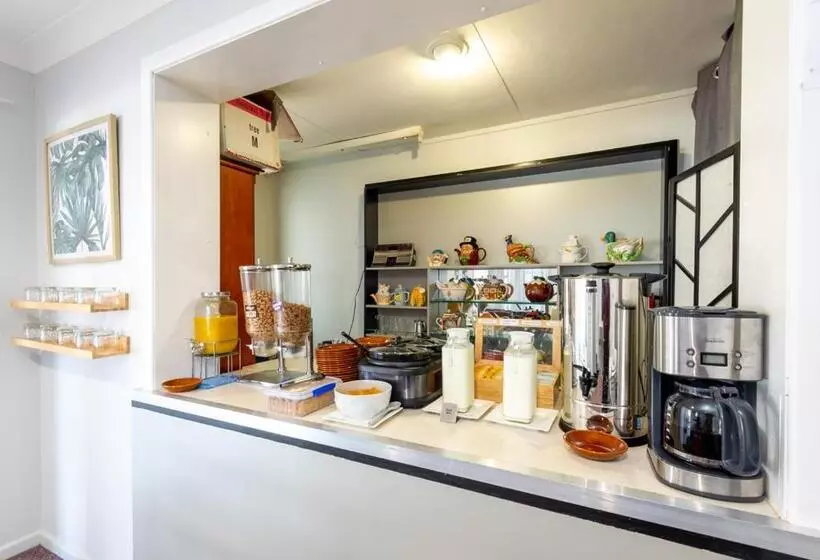 Motel Riviera On Ruthven