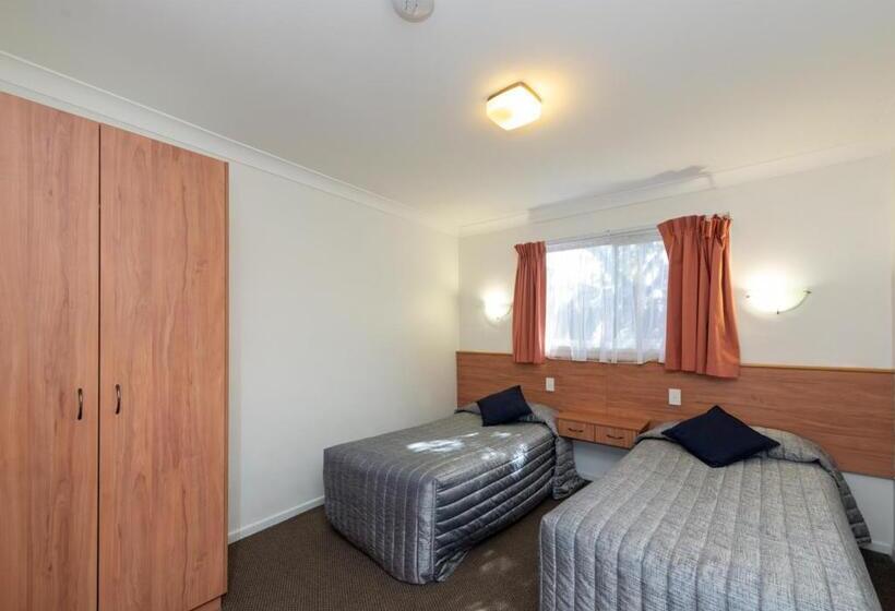 모텔 Riviera On Ruthven