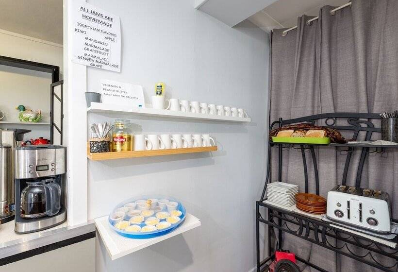 모텔 Riviera On Ruthven