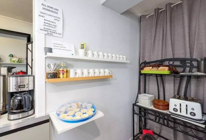 Motel Riviera On Ruthven