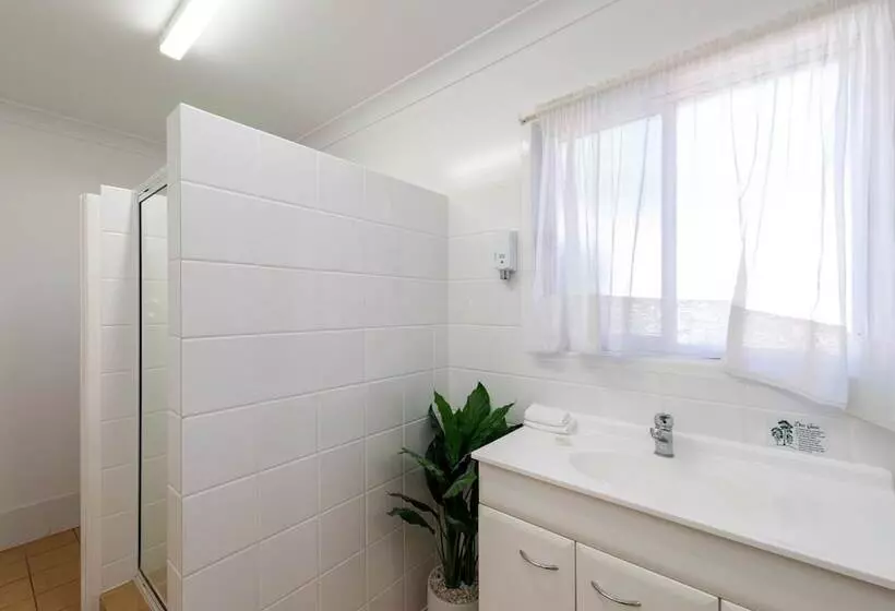 Motel Riviera On Ruthven