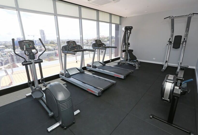 Alex Perry Hotel & Apartments