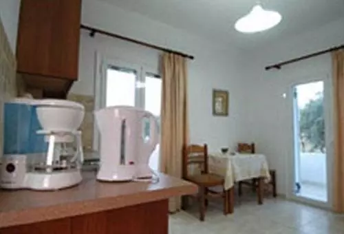 Anemones Studios & Apartments