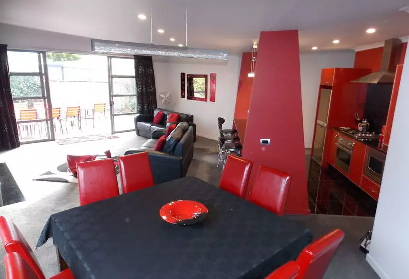 De Vine Martinborough