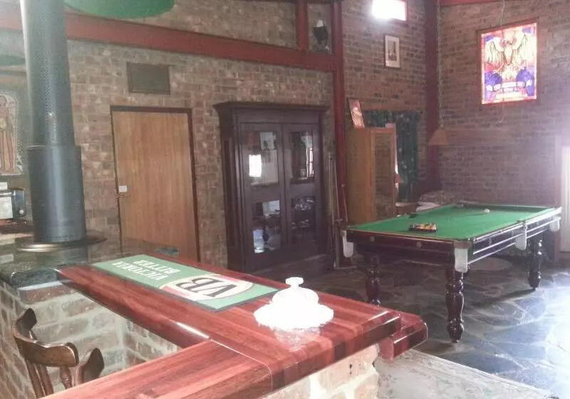 Eagle Foundry Bed & Breakfast