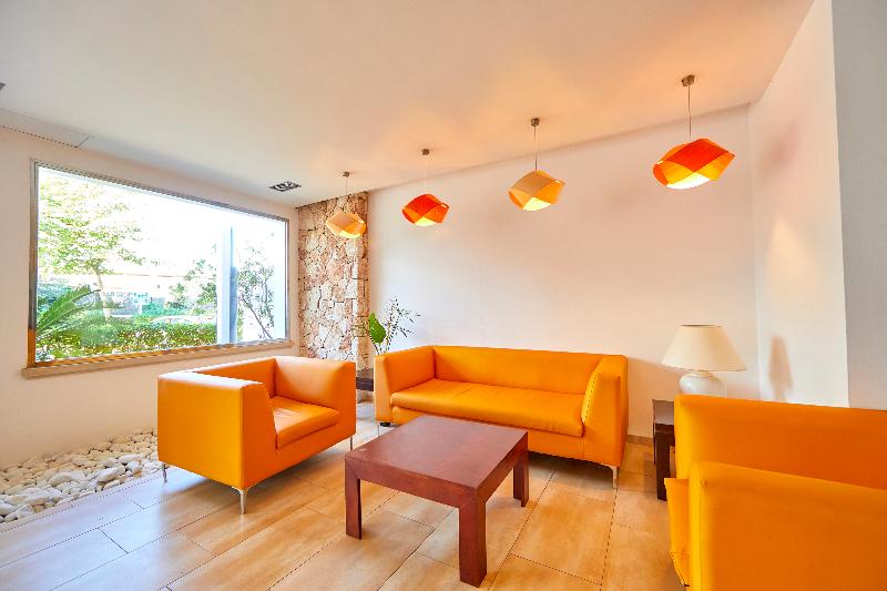 Gavimar Ariel Chico Hotel And Apartments