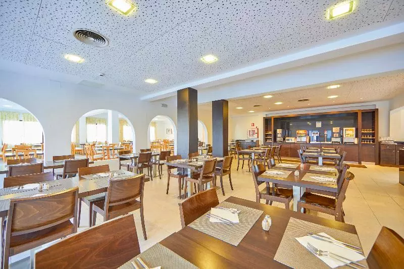 Gavimar Ariel Chico Hotel And Apartments