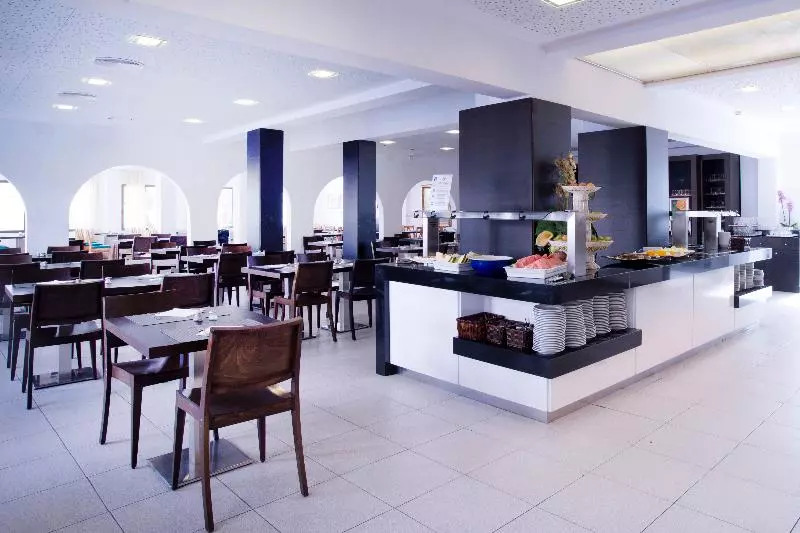 Gavimar Ariel Chico Hotel And Apartments