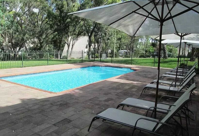 בית מלון כפרי A Line Holiday Park