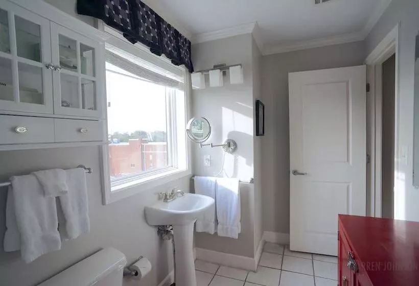 호텔 Georgia Gameday Center