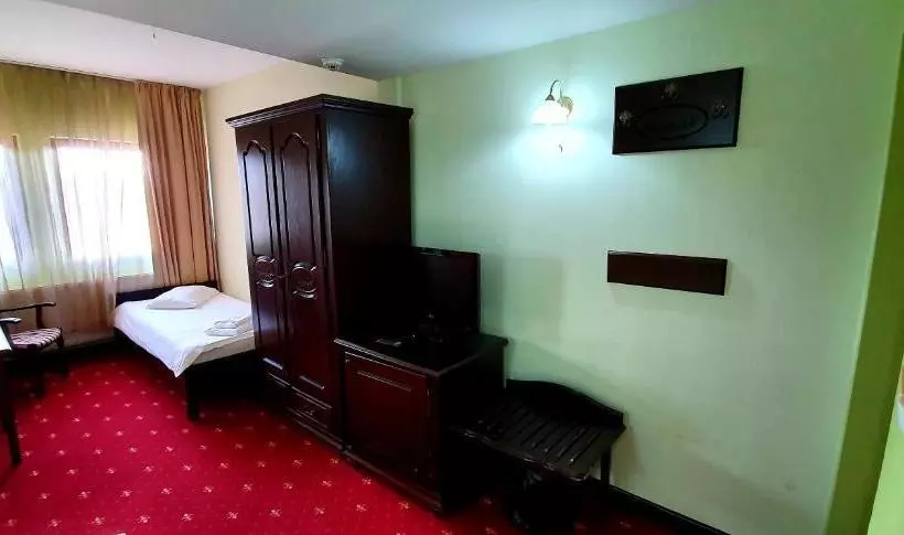 Отель Grand Perla Ciucasului