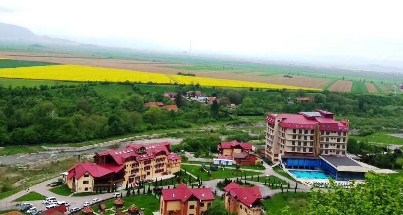 Отель Grand Perla Ciucasului