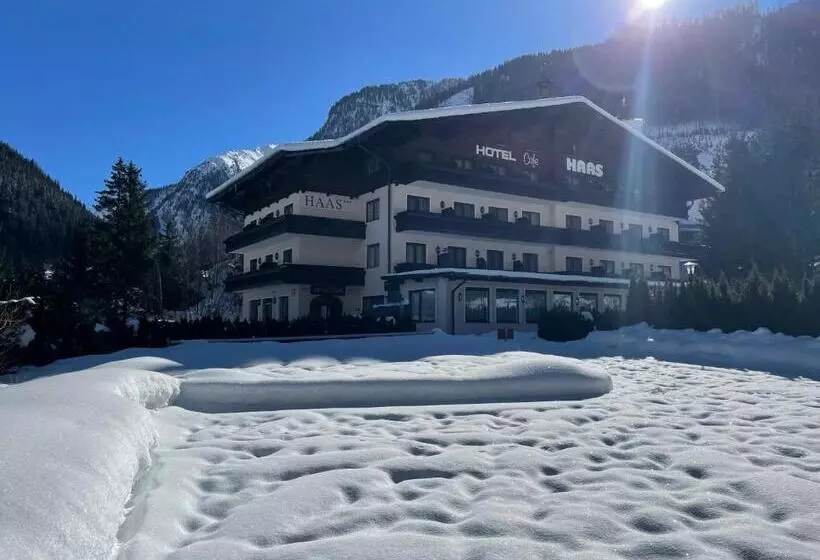 酒店 Haas