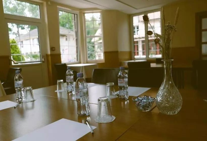 호텔 Hostellerie Du Lys