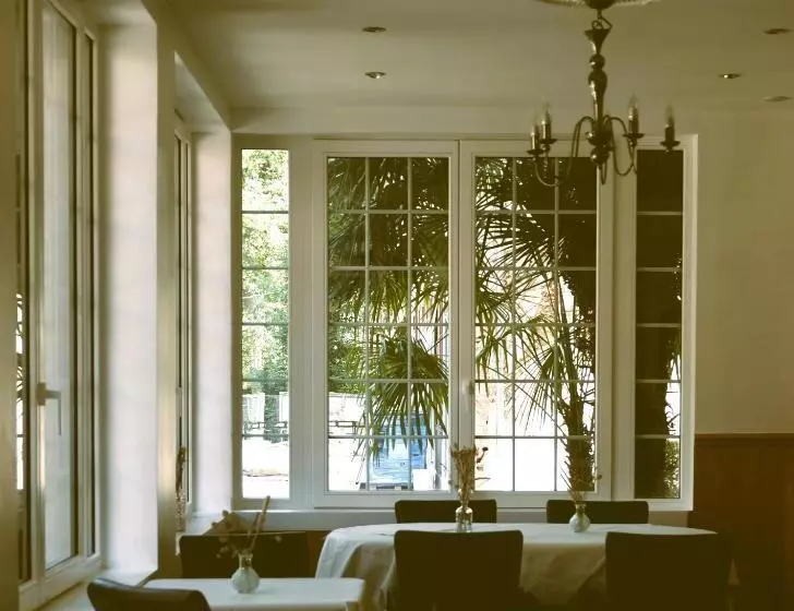 호텔 Hostellerie Du Lys