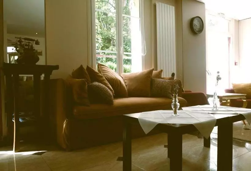 호텔 Hostellerie Du Lys