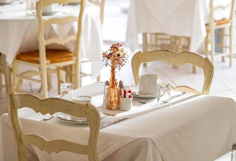 ホテル Hôtel La Caravelle