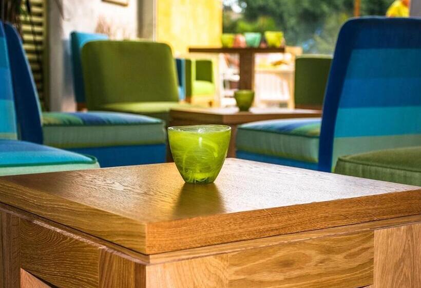 ホテル Hôtel La Caravelle