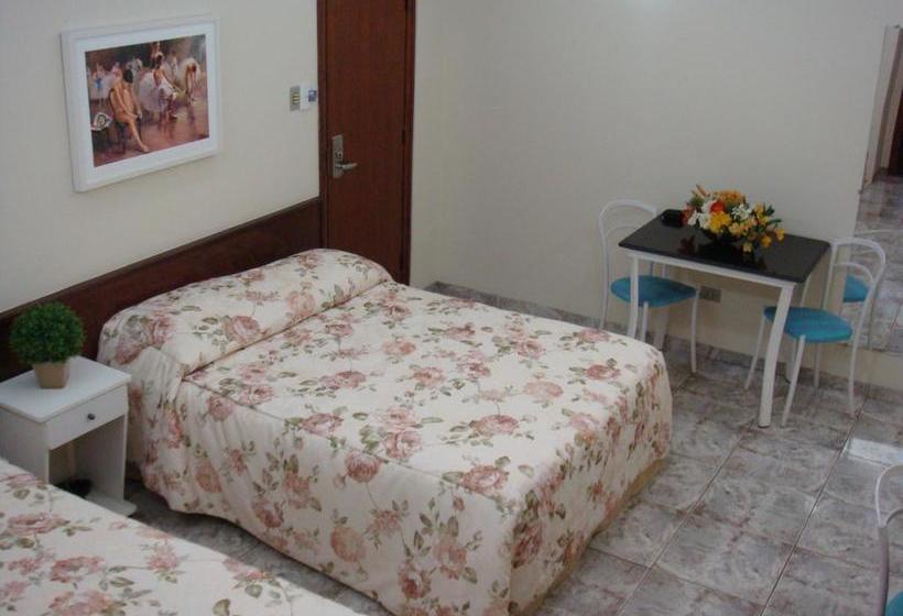 فندق Internacional