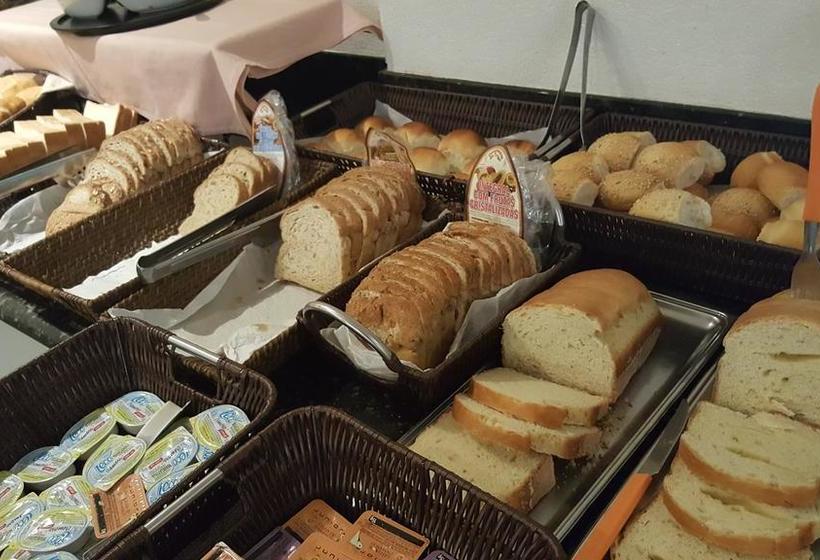 فندق Internacional