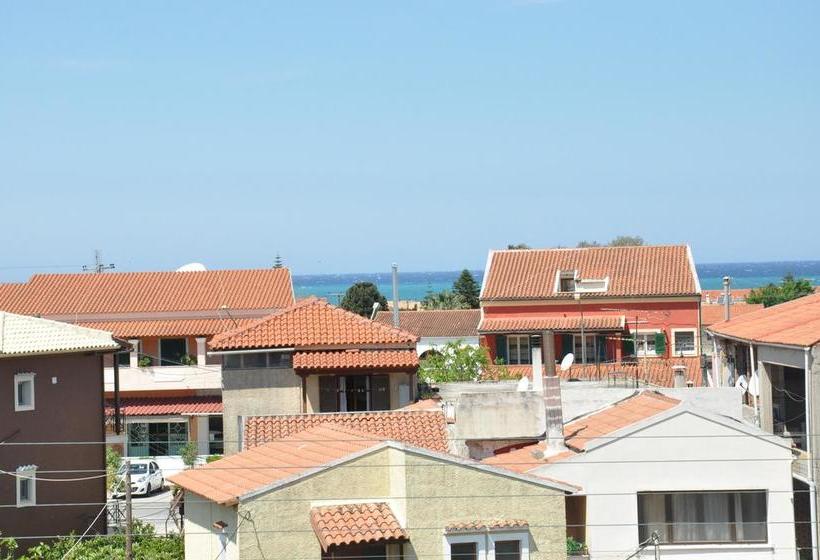 ホテル Koskinas Apartments