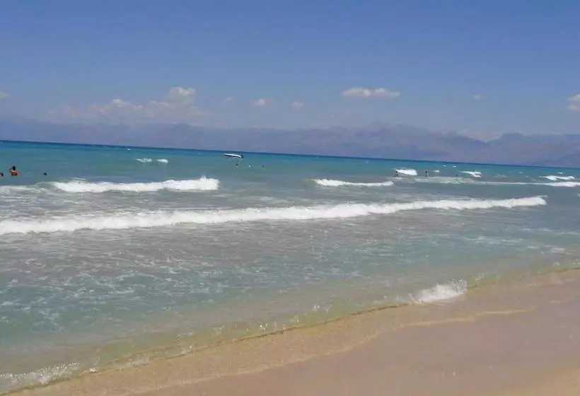 فندق Koskinas Apartments