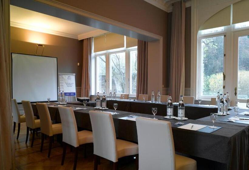 ホテル Martin's Manoir