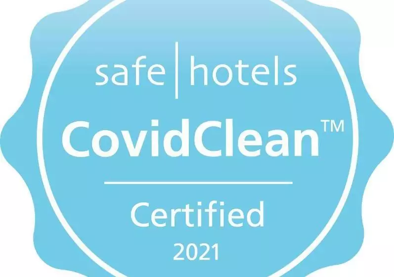 هتل Martin's Manoir