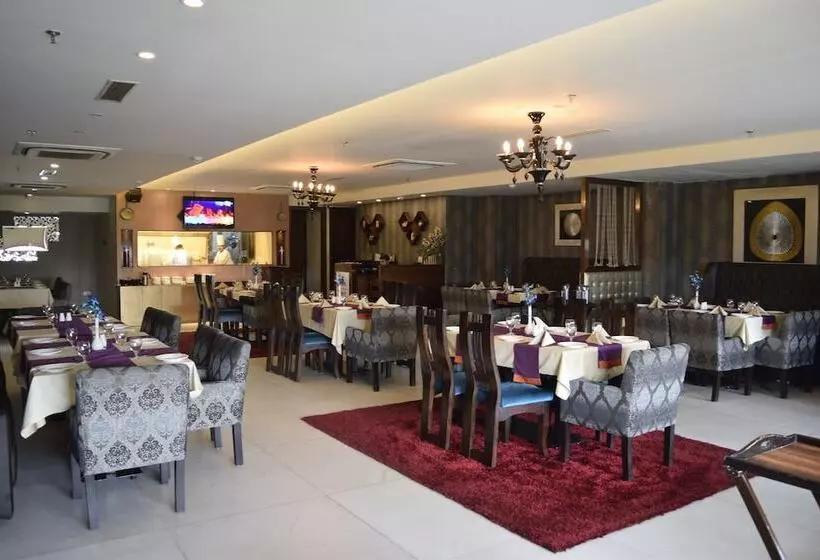 ホテル One Earth Avaas