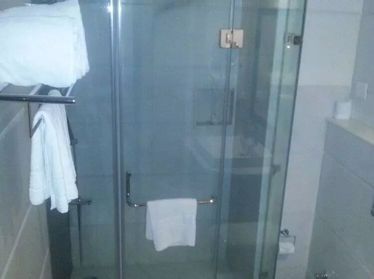 ホテル One Earth Avaas