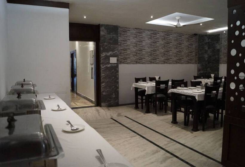 בית מלון כפרי Optimum Tara Palace