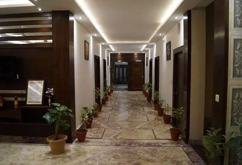 בית מלון כפרי Optimum Tara Palace