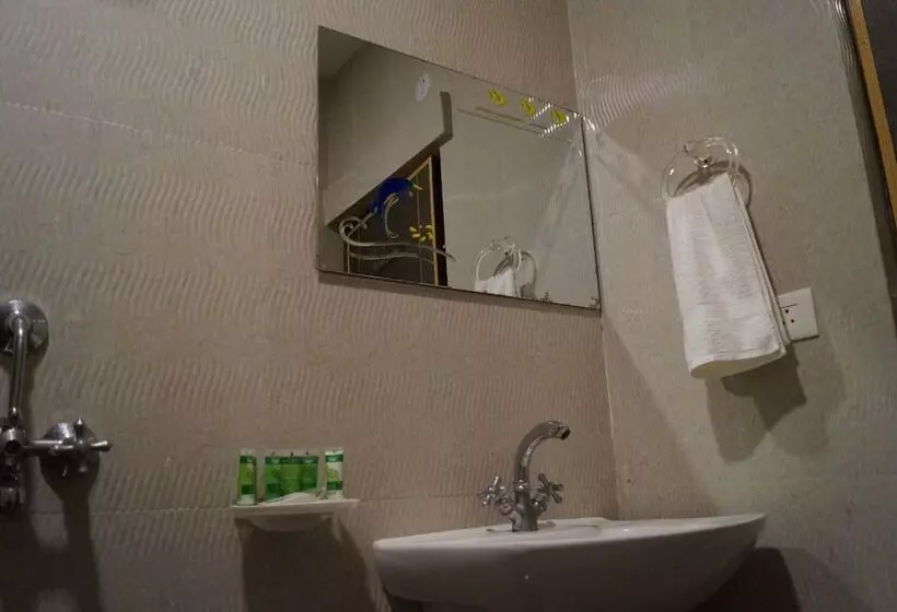 בית מלון כפרי Optimum Tara Palace