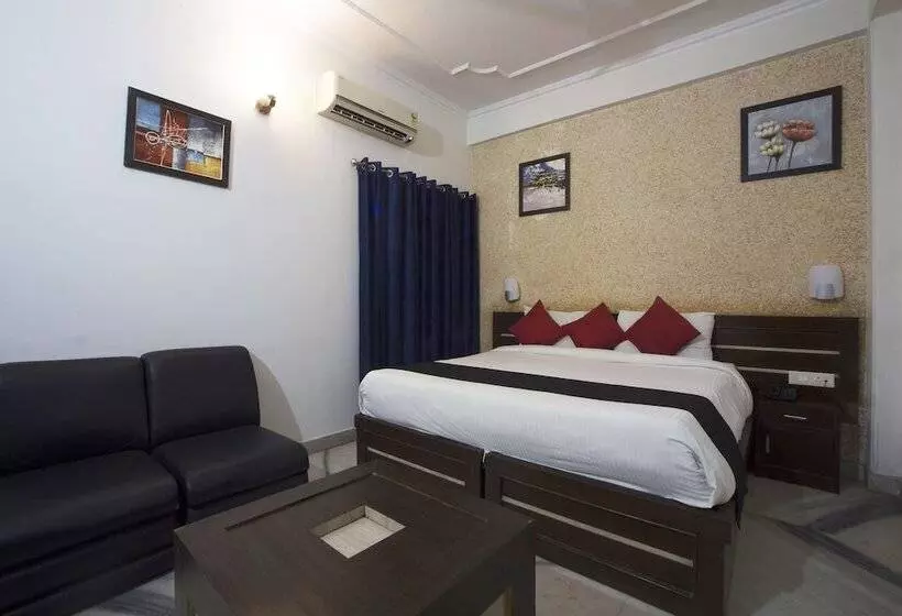 בית מלון כפרי Optimum Tara Palace