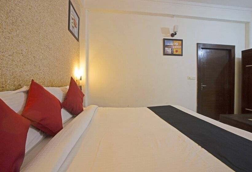 בית מלון כפרי Optimum Tara Palace