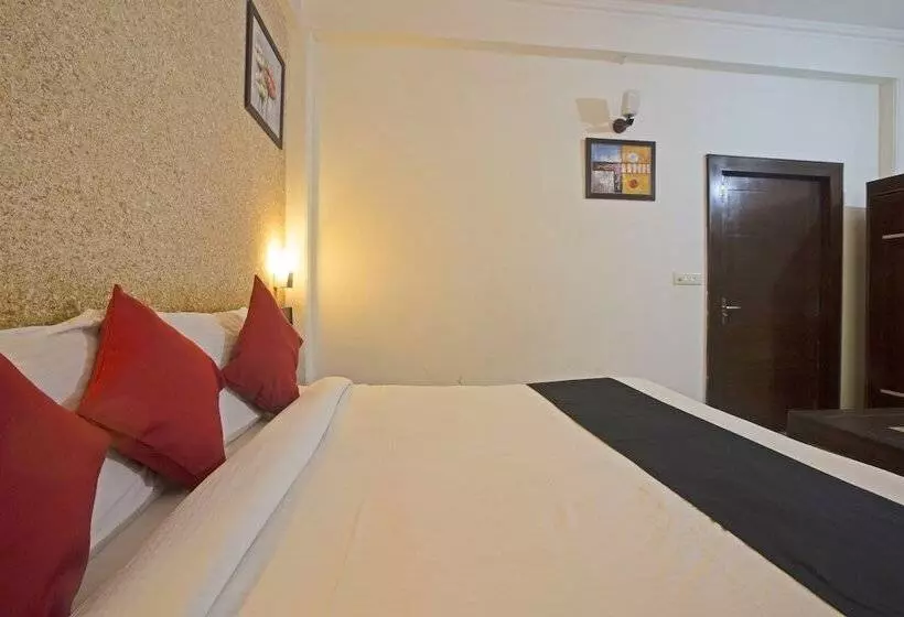 בית מלון כפרי Optimum Tara Palace