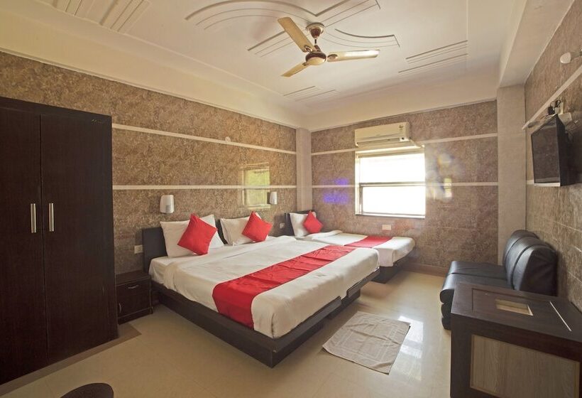 בית מלון כפרי Optimum Tara Palace