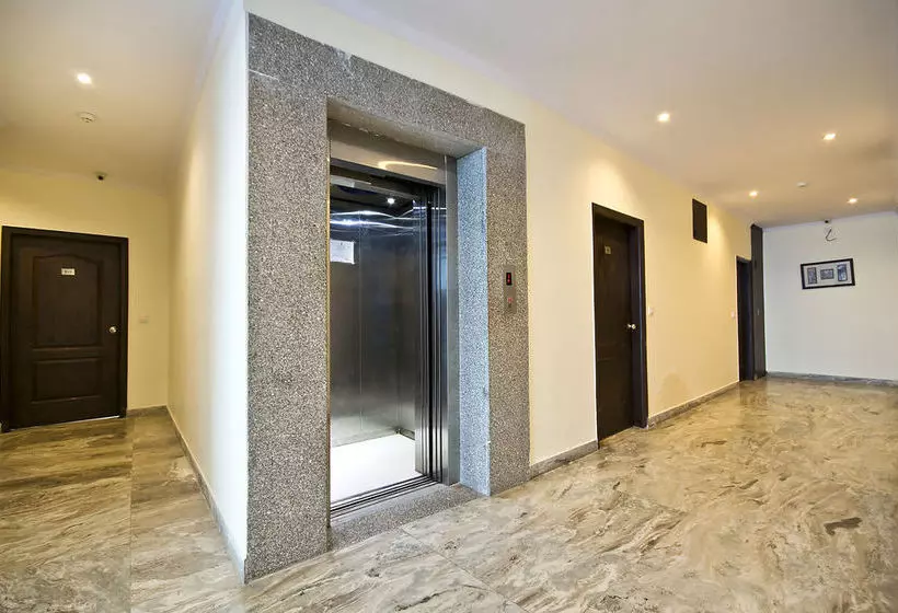 ホテル Oyo Rooms Aerocity