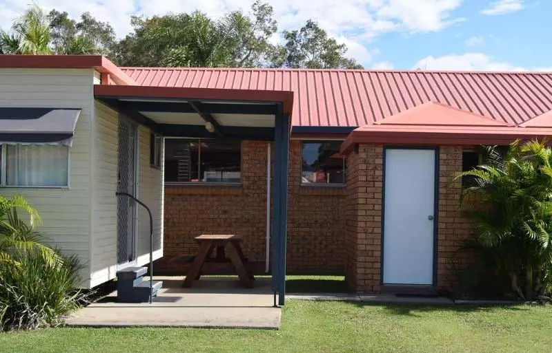 Отель Pyramid Holiday Park