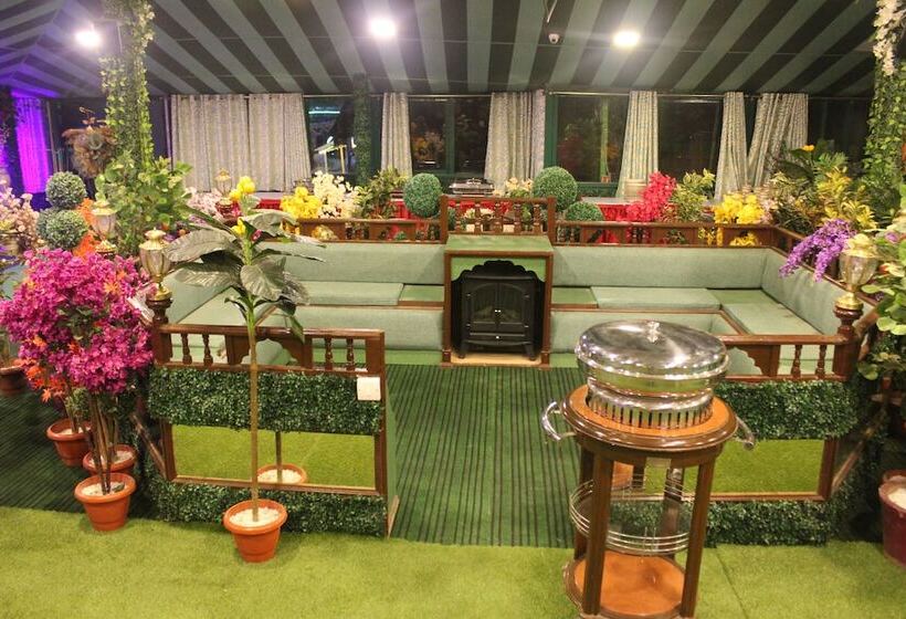 בית מלון כפרי Snow King Retreat