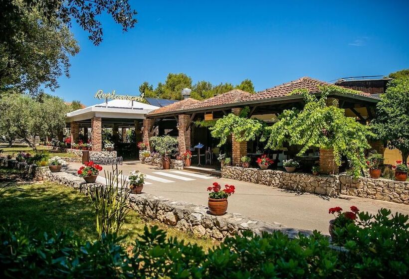 Отель Amadria Park Camping Sibenik Mobile Homes