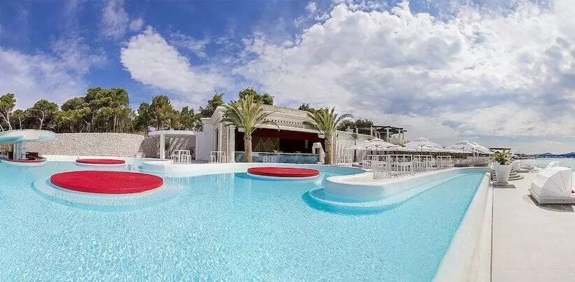 Отель Amadria Park Camping Sibenik Mobile Homes